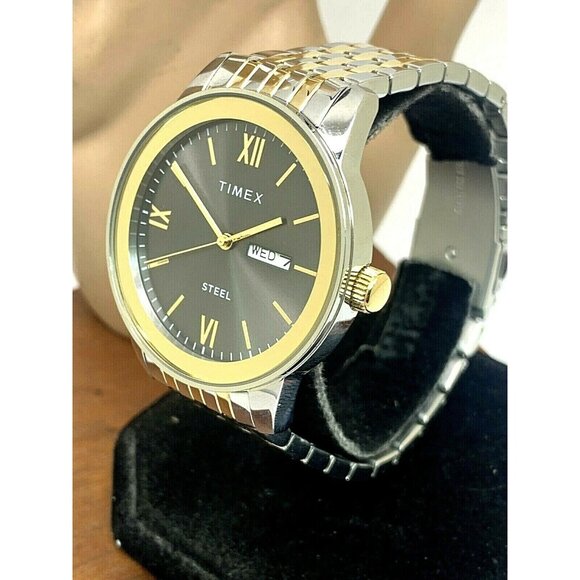 Timex Men's Watch TW2T50500 Quartz Gray Dial Two Tone Stainless Steel 41mm - Picture 2 of 13